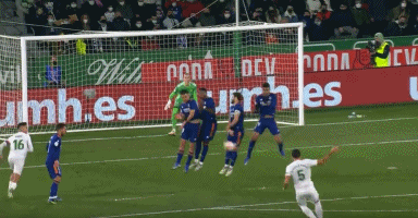 国米半场0-0利物浦，双方互交白卷