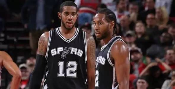 世界中开拓 世界中开拓